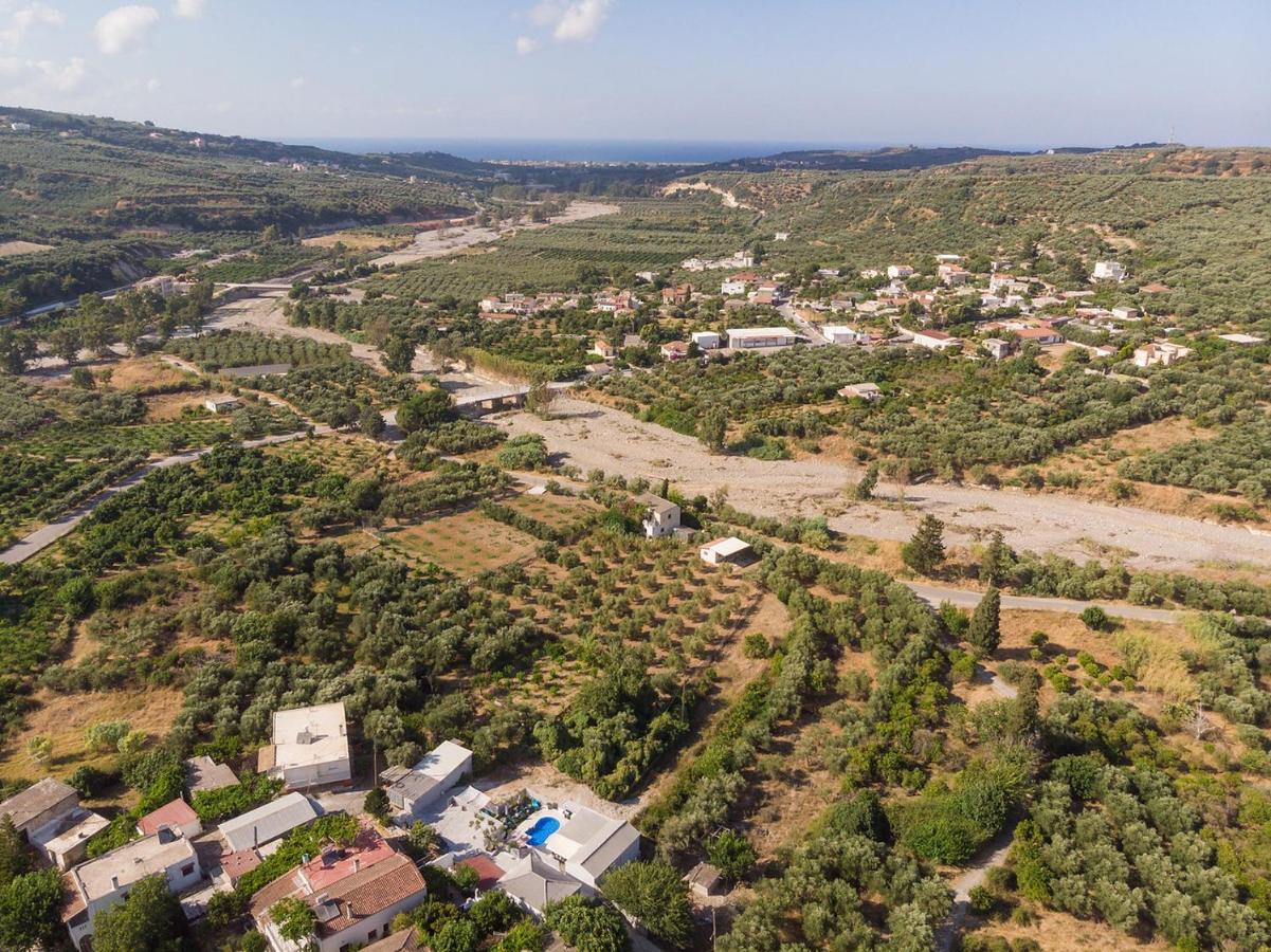 B&M Villas Metochi Siriliou 외부 사진